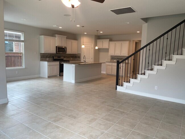 Living Room & Kitchen - 1021 Gillespie Dr