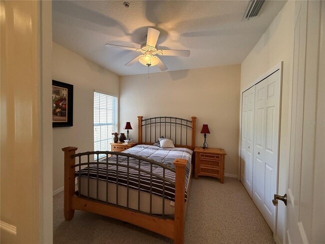 Building Photo - 3625 Square W Ln #4