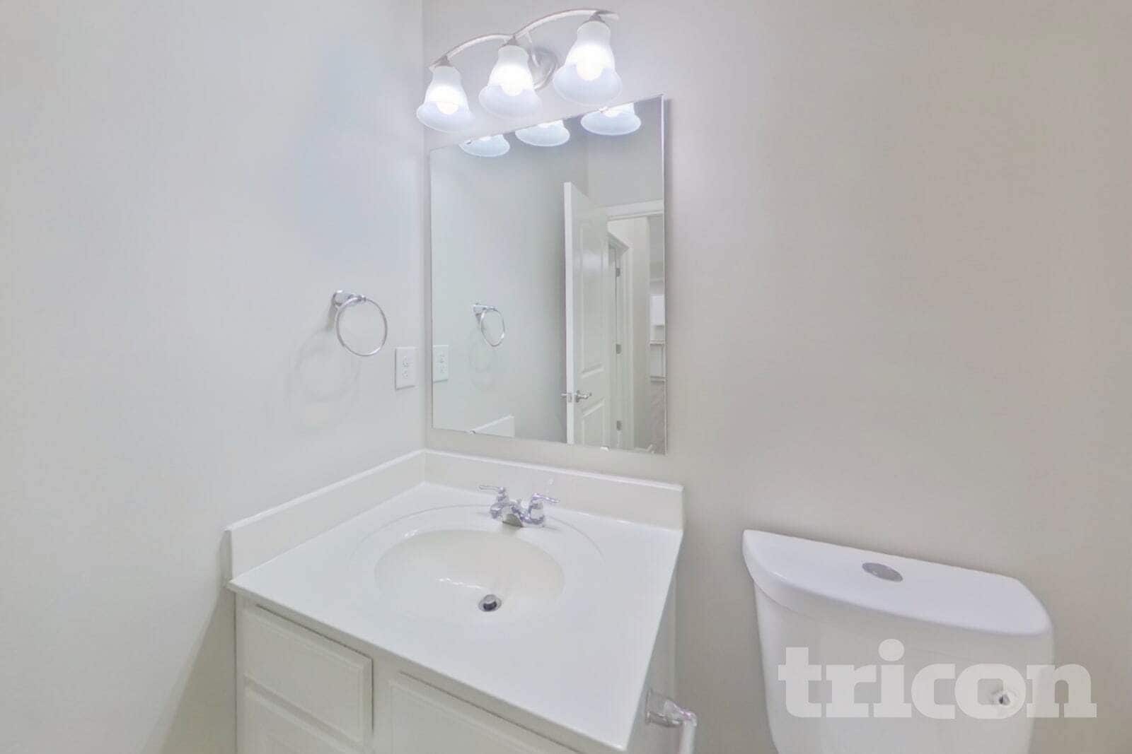 Building Photo - 6909 Barefoot Forest Dr