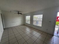 Building Photo - 1151 S Loop Blvd