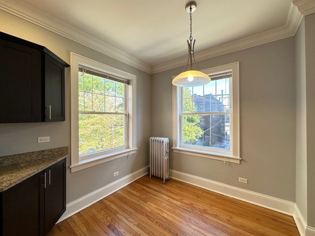 Building Photo - 4414 N Rockwell St