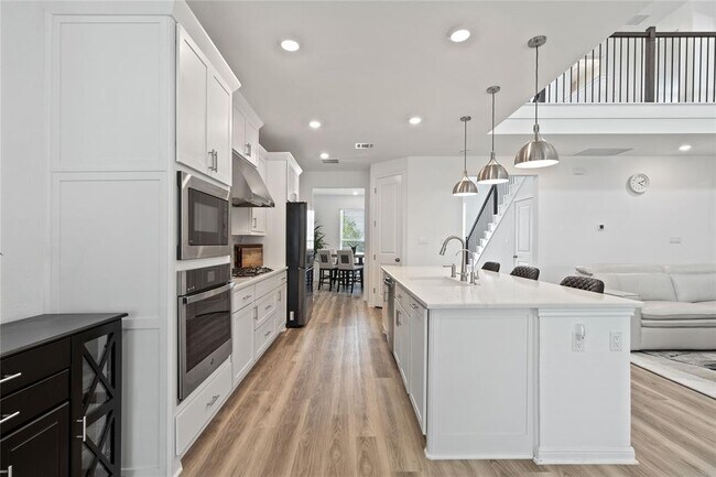 Building Photo - 708 Leeward Pass