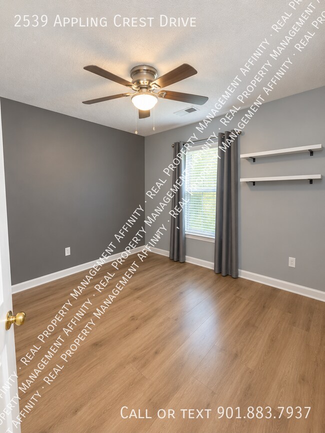 Building Photo - 2539 Appling Crest Dr