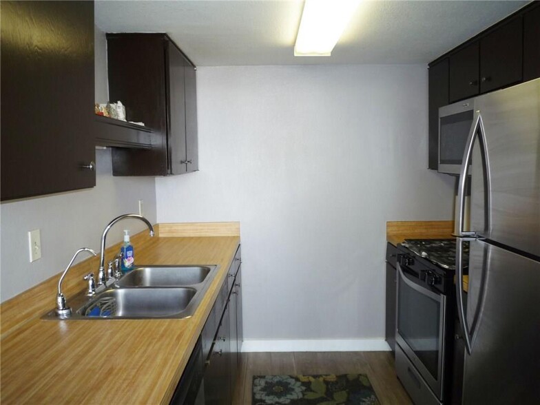 Primary Photo - 1800 Lavaca St
