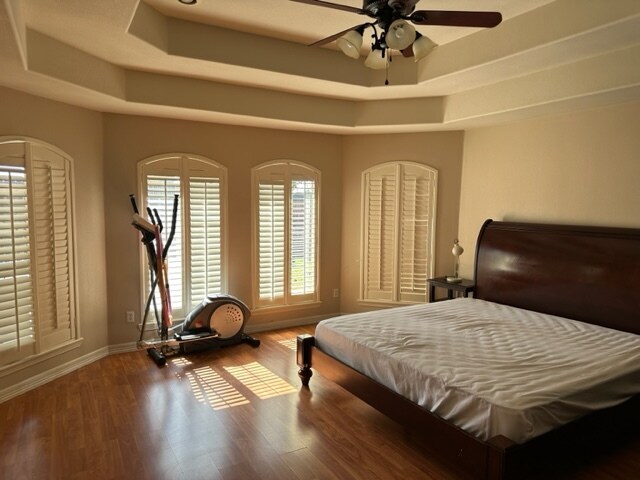 Building Photo - 2802 Dove Ave