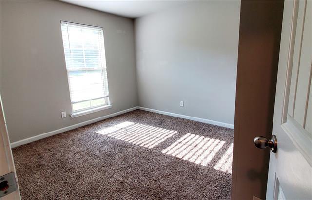 Building Photo - 42439 Evangeline Dr
