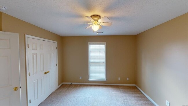 Building Photo - 615 Castle Brook Dr