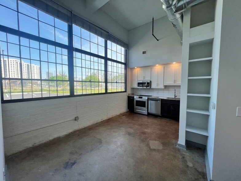 Interior Photo - Railyard Flats