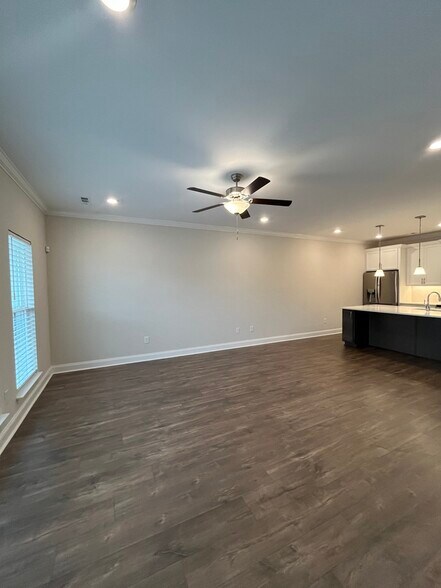 Building Photo - 1662 Carson Meadows Ln