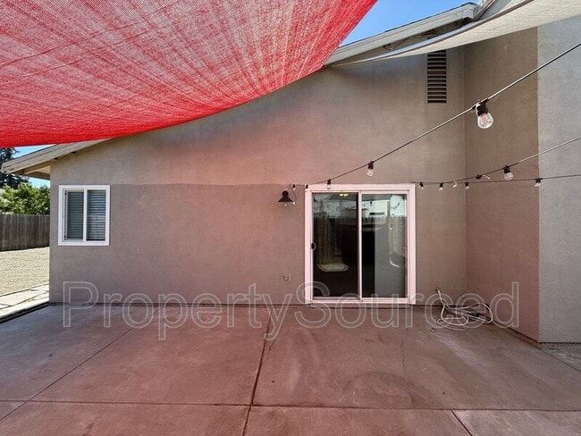 Building Photo - 856 Nottingham Dr