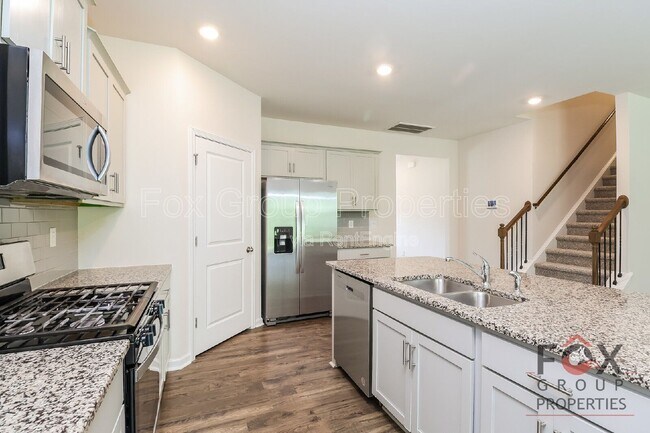 Building Photo - 132 Scotsway Ct