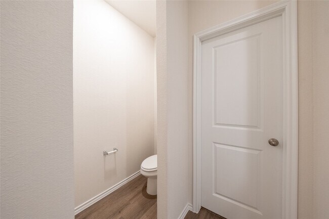 Building Photo - 13156 Dawson Dr