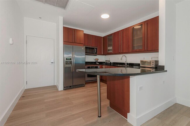 Building Photo - 2301 Collins Ave