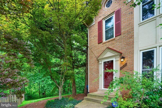 Primary Photo - 5136 Glen Meadow Dr