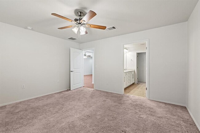 Building Photo - 206 Paint Creek Ln