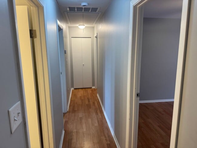 Building Photo - 7932 Whitcomb St