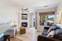 Building Photo - 549 Park Pl Dr