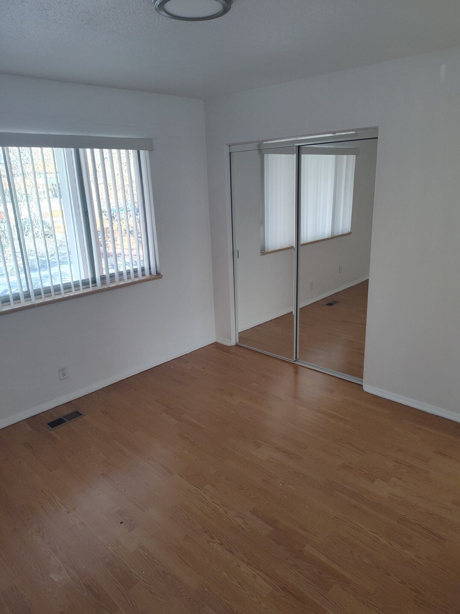 Upstairs Front Bedroom Pic 2 - 5062 W 8th Ave