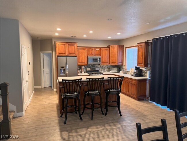 Building Photo - 2732 Port Lewis Ave