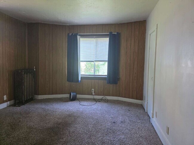 Building Photo - 1 Bedroom Apartment in the Heart of Applet...