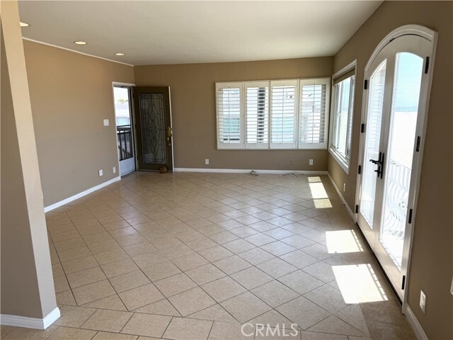 Building Photo - 1319 E Seal Way