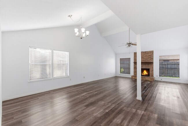 Building Photo - 506 Willow Wisp Cir