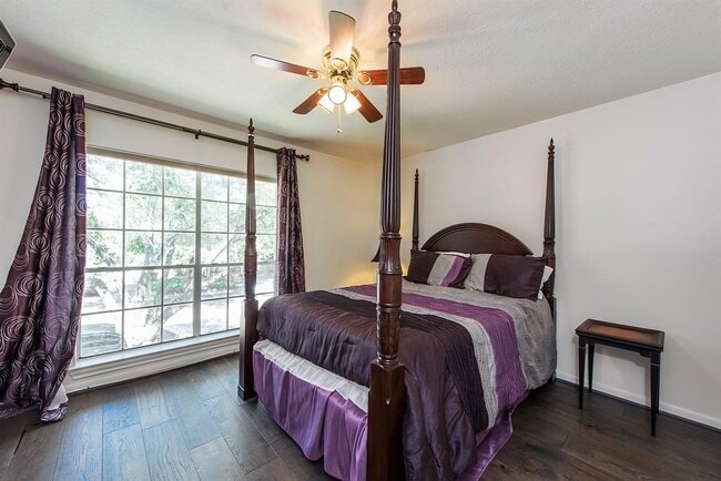 Building Photo - 14111 Manderly Dr