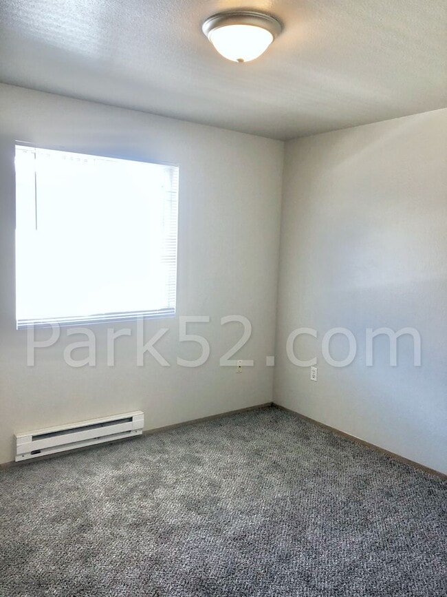 Building Photo - Tacoma Area 3 Bedroom Townhome