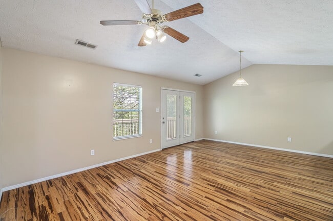 Building Photo - 1034 Brittany Deanne Ln