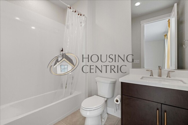 Building Photo - New Construction Executive Rental Home in ...