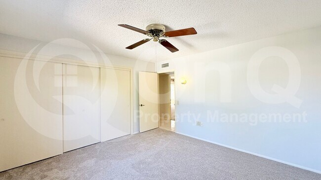 Building Photo - 12527 W Prospect Dr