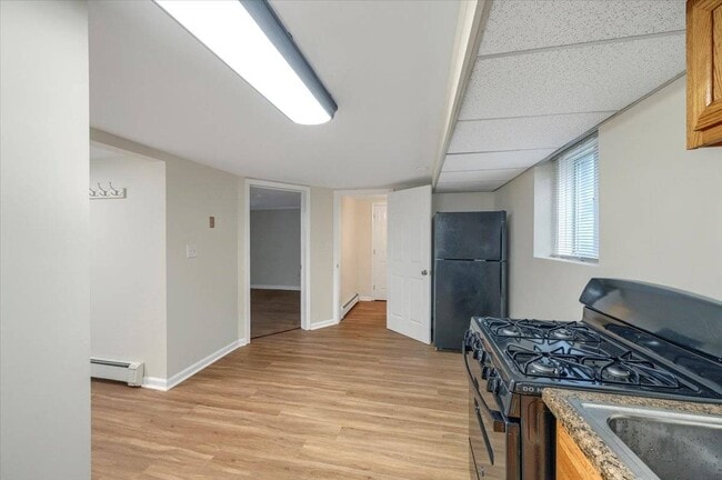 Building Photo - 205 Hudson St