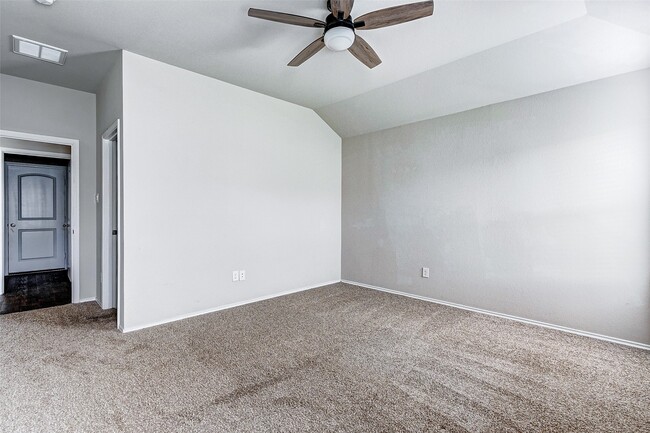 Building Photo - 40454 Red Poppy Ln