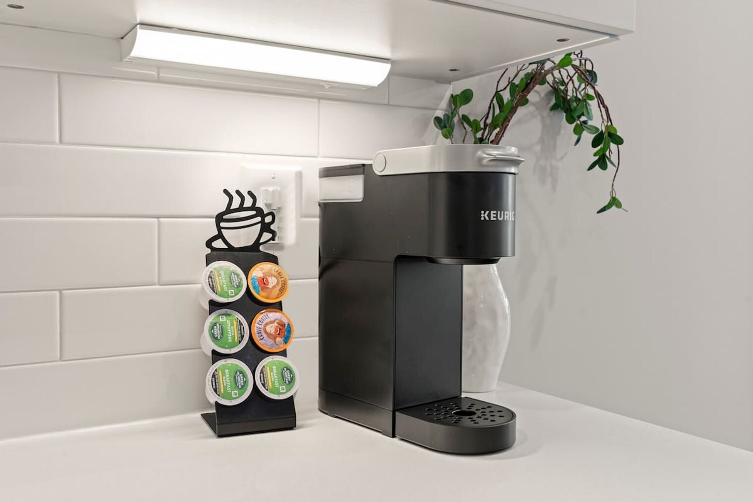 Building Photo - 901 Canal St