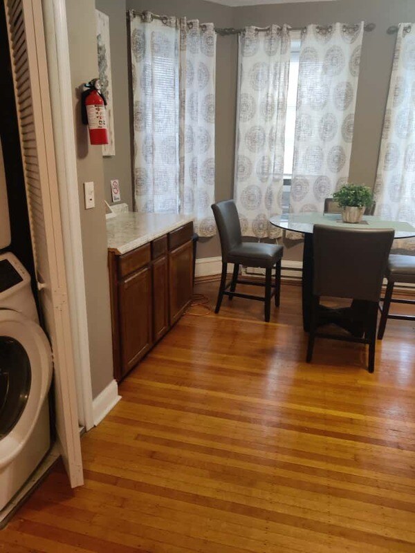 Building Photo - 800 N 64th St