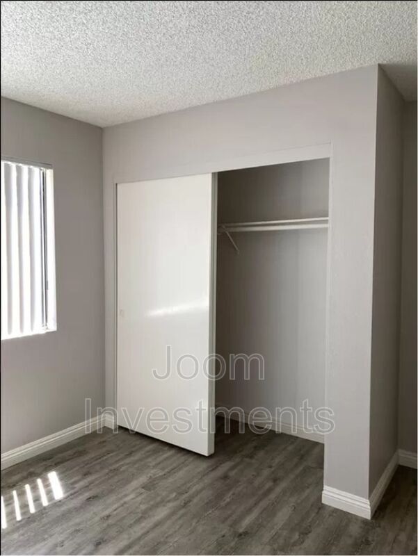 Building Photo - 1527 S Palm Ave
