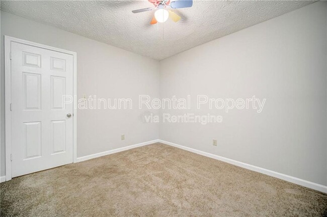 Building Photo - 5113 Hill Farm Dr NE