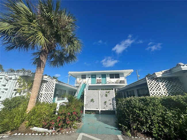 Building Photo - 4300 Sea Grape Dr