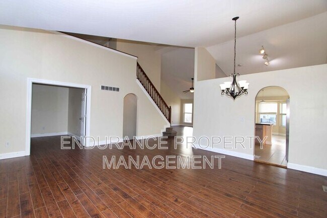 Building Photo - 6017 Kensington Trail