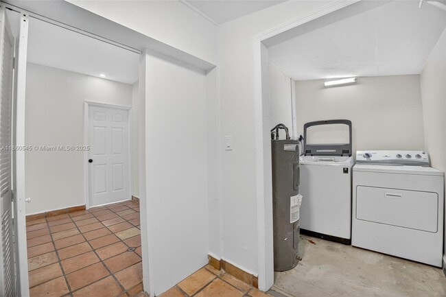 Building Photo - 7941 SW 37th Terrace