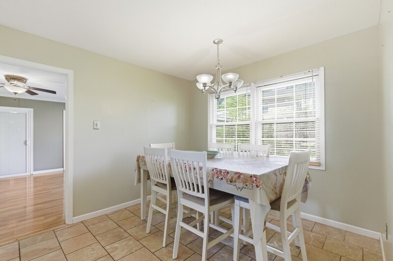 Building Photo - 12426 Chalford Ln