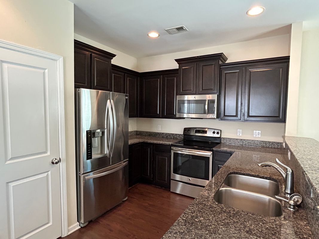 Building Photo - 224 Jackstay Ct