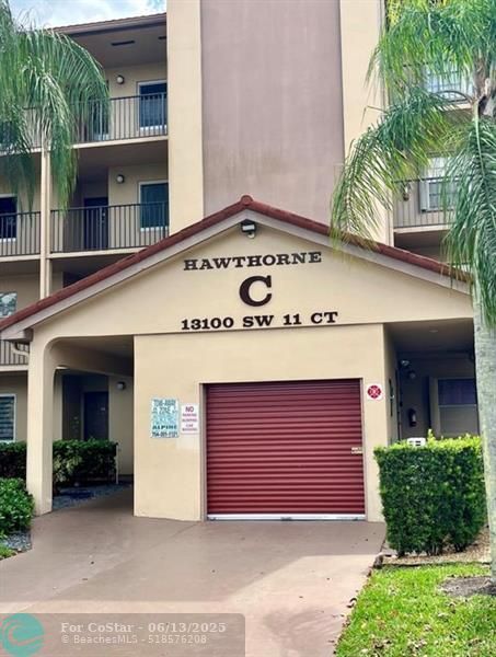 Building Photo - 13001 SW 11th Ct