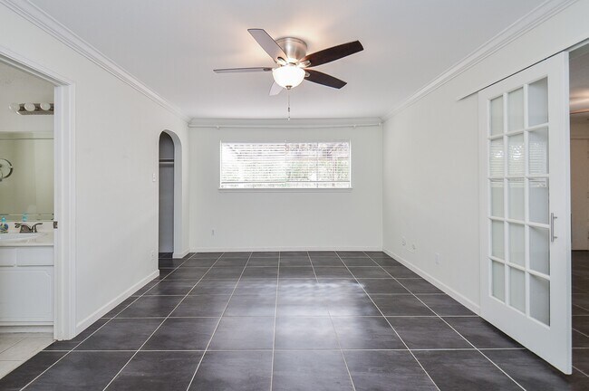Building Photo - 854 Wax Myrtle Ln