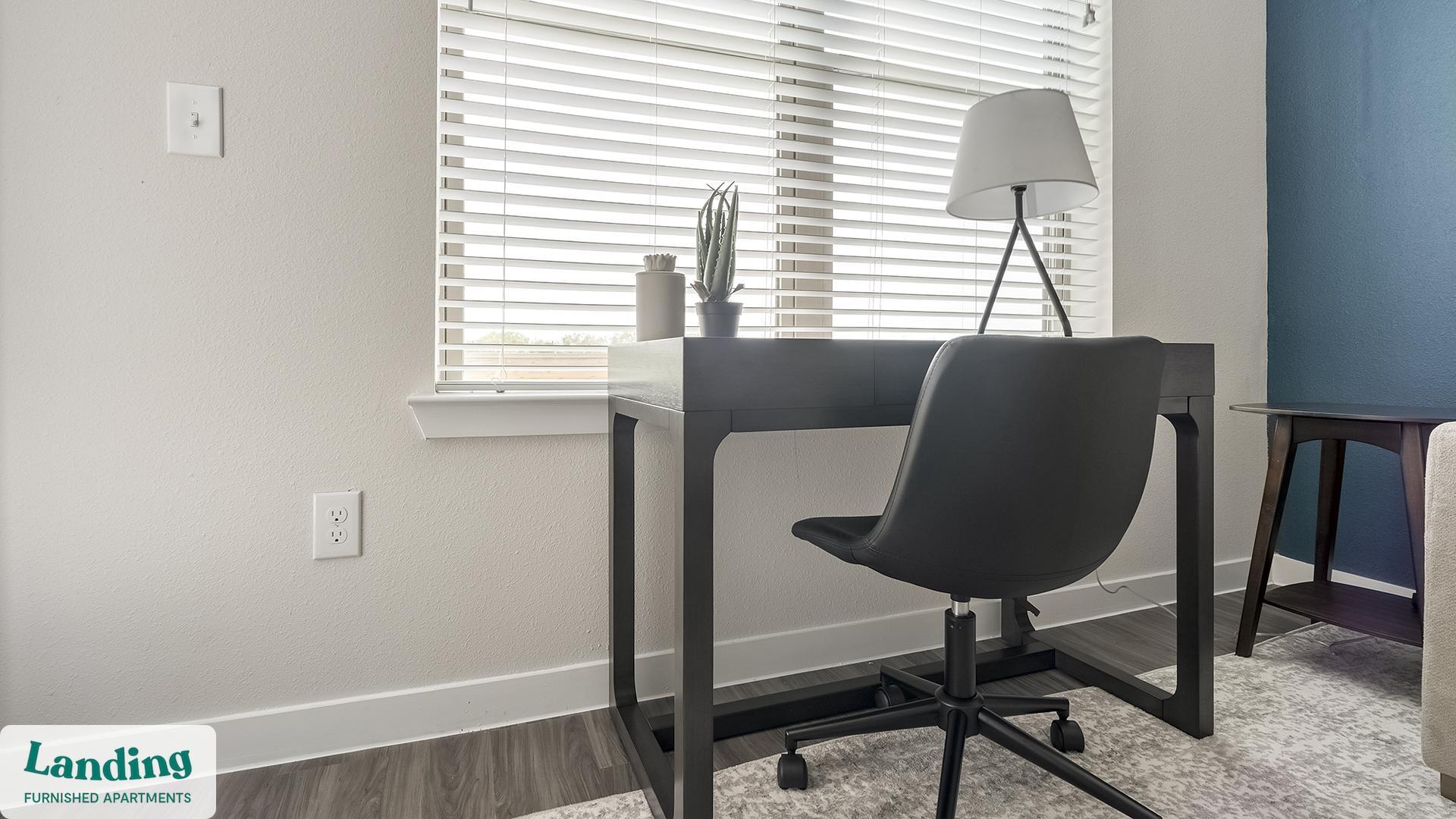 Building Photo - 14015 Univ Pass