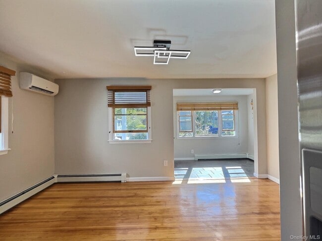 Building Photo - 31 Grove St