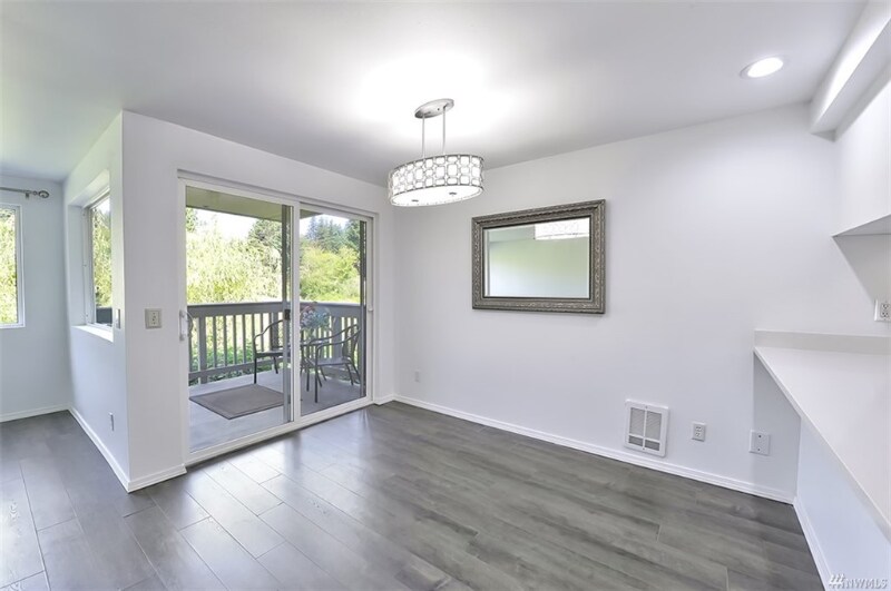 Building Photo - 2 Marigold Dr