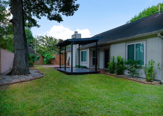 Building Photo - 3402 Cape Forest Dr