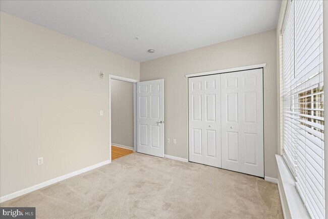 Building Photo - 224 Breeders Cup Dr