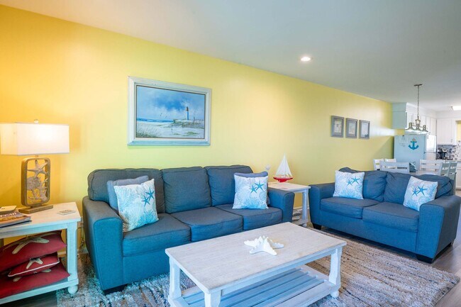 Building Photo - Winds VI @ 418 Carolina Beach Ave N